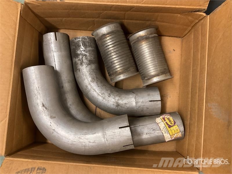  Quantity of Exhaust Components, Belts, Hoses & Mis مكونات أخرى