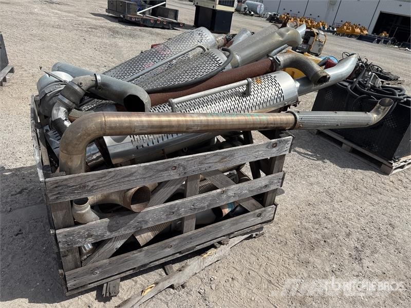 Quantity of Exhaust Pipes Ostale kargo komponente