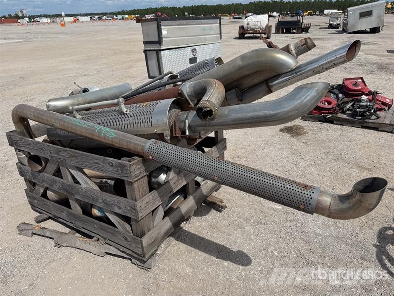 Quantity of Exhaust Pipes Ostale kargo komponente