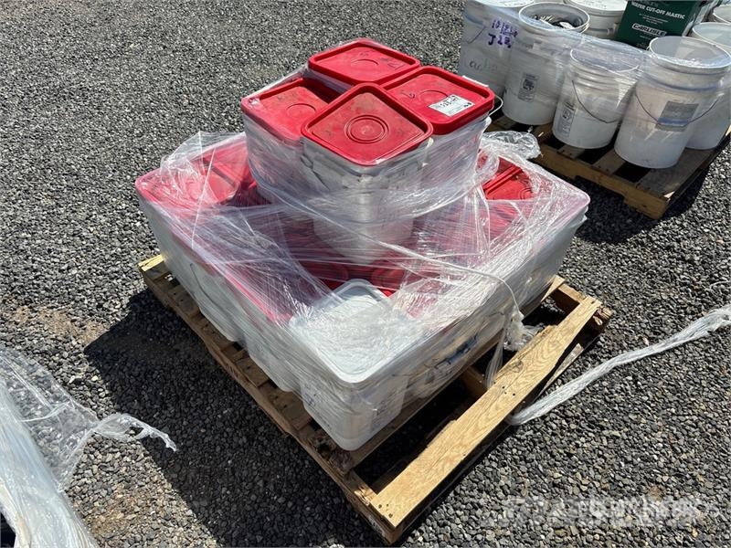 Quantity of Firestone Fasteners 건설 장비 - 기타