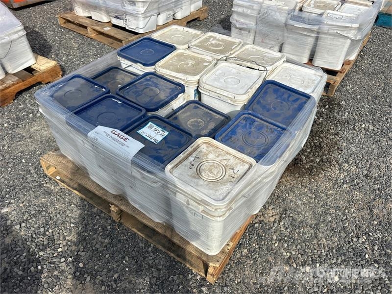 Quantity of Firestone 7 in to 8 in Fasteners (Unus 건설 장비 - 기타