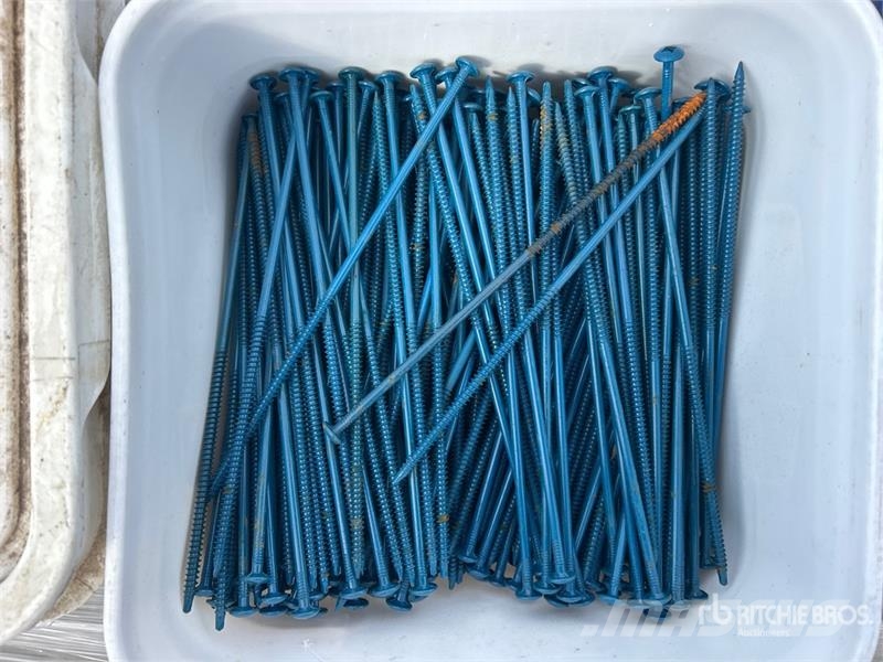 Quantity of Firestone 7 in to 8 in Fasteners (Unus 건설 장비 - 기타