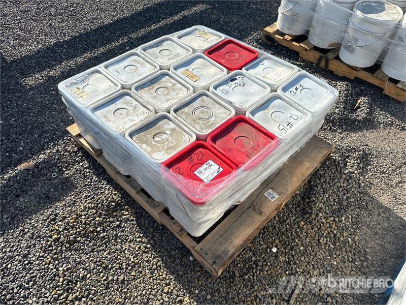 Quantity of Firestone Pallet of 12 In. Fasteners Būvniecība- Citi
