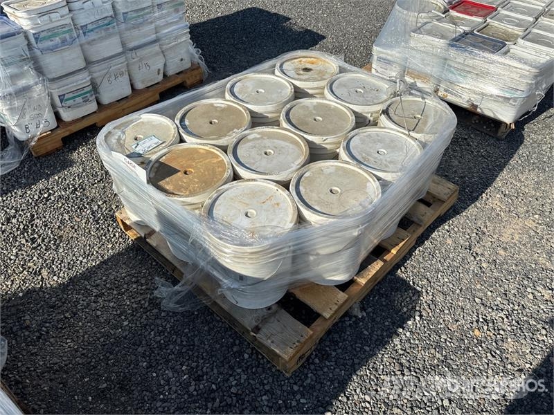 Quantity of Genflex Pallet of Genflex Seam Plates Építőipar - Egyebek
