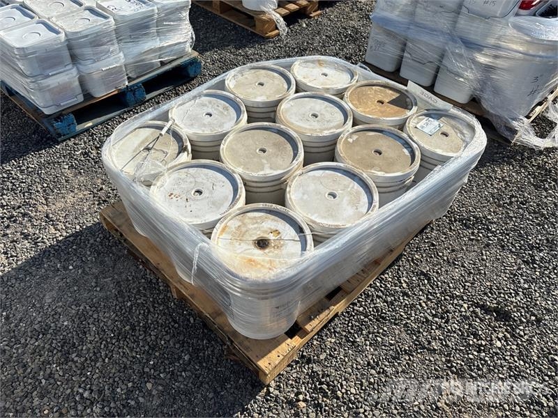 Quantity of Genflex Pallet of Genflex Seam Plates Építőipar - Egyebek