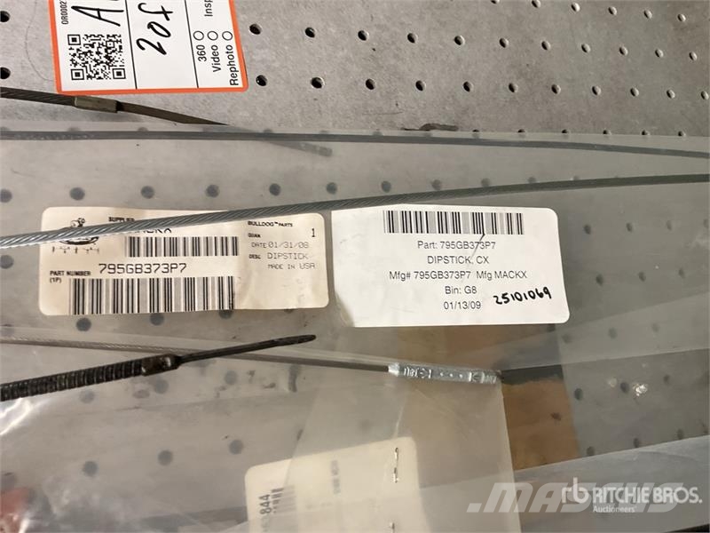Quantity of Injector Lines and Dipsticks 其他組件