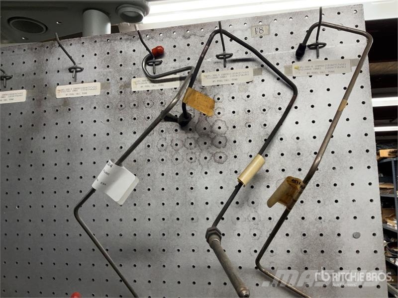 Quantity of Injector Lines and Dipsticks 其他組件