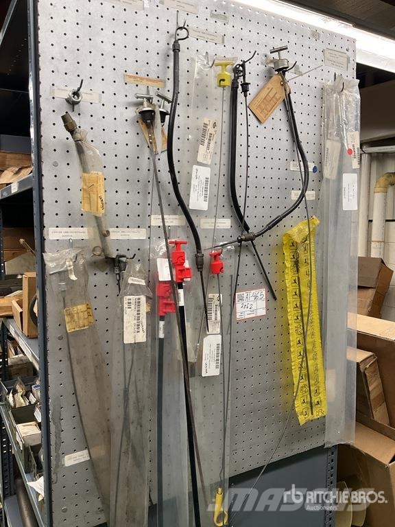 Quantity of Injector Lines and Dipsticks 其他組件