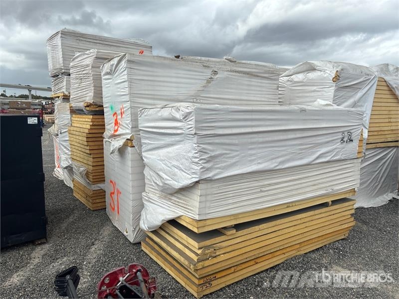  Quantity of    Iso Panels Talhas, guinchos e elevadores de materiais
