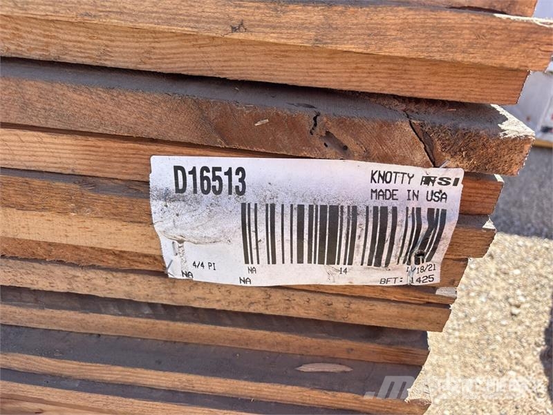 Quantity of Knotty Pine Lumber 其他組件