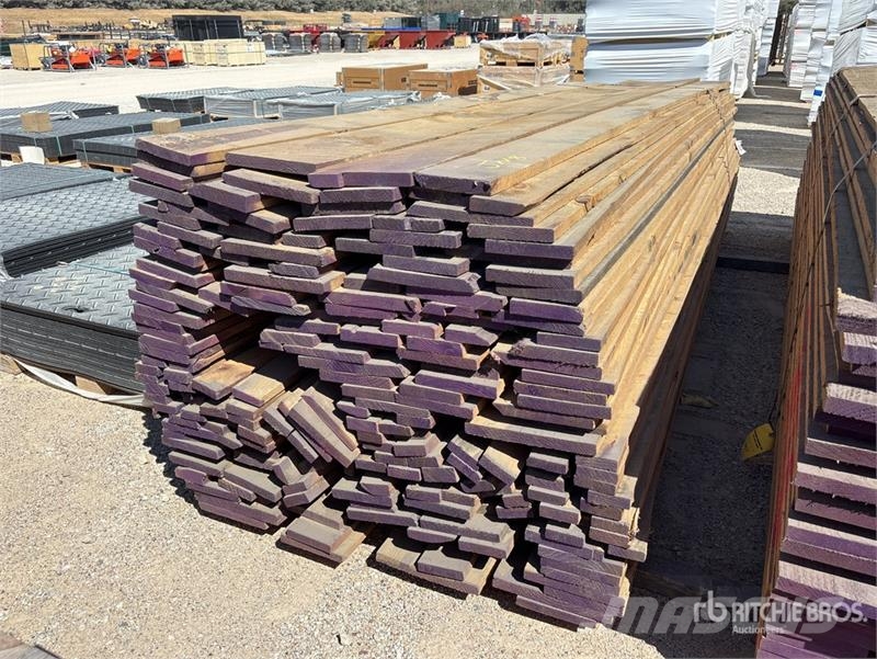 Quantity of Knotty Pine Lumber 其他組件