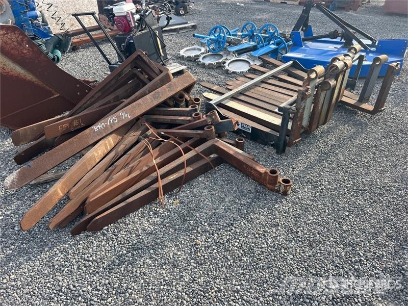  Quantity of Lift Truck Forks 叉