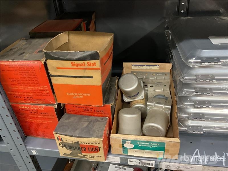  Quantity of Lights w/Electrical Trailer Components Коммерческий транспорт - Другие