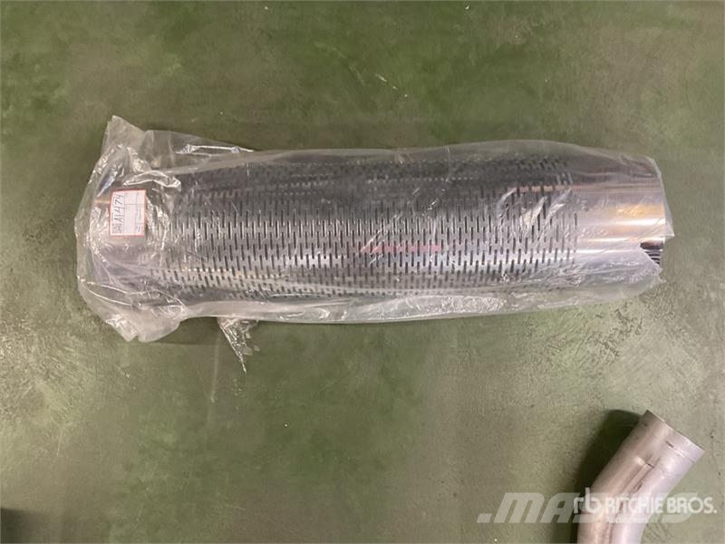Quantity of Mack Exhaust Pipes and Muffler Guards 其他組件