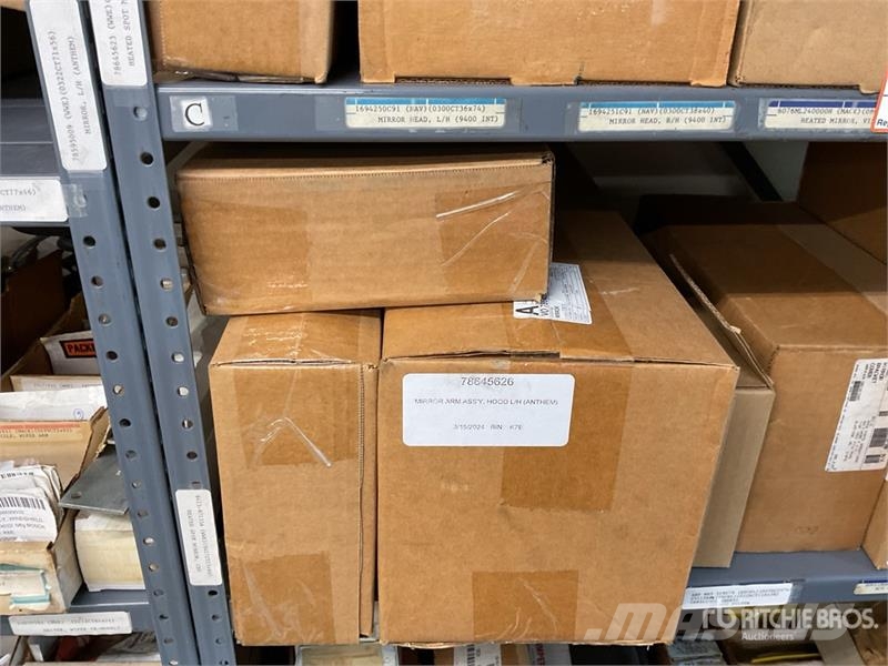Quantity of Mirrors and Mirror Components Коммерческий транспорт - Другие