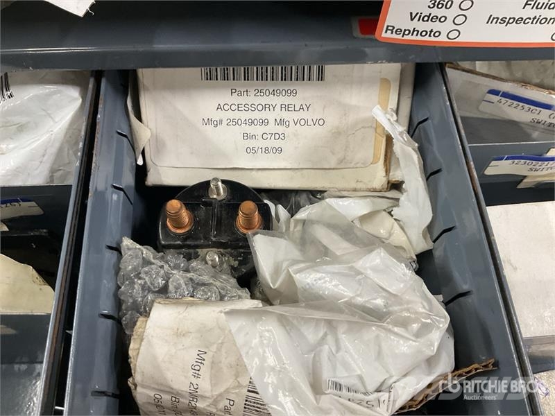  Quantity of Misc. Electric Parts and Switches Коммерческий транспорт - Другие