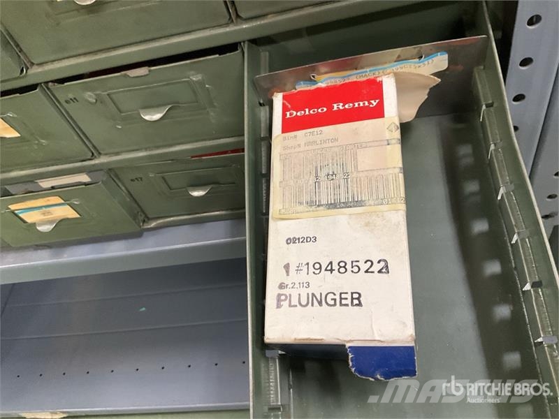  Quantity of Misc. Electric Parts and Switches Коммерческий транспорт - Другие