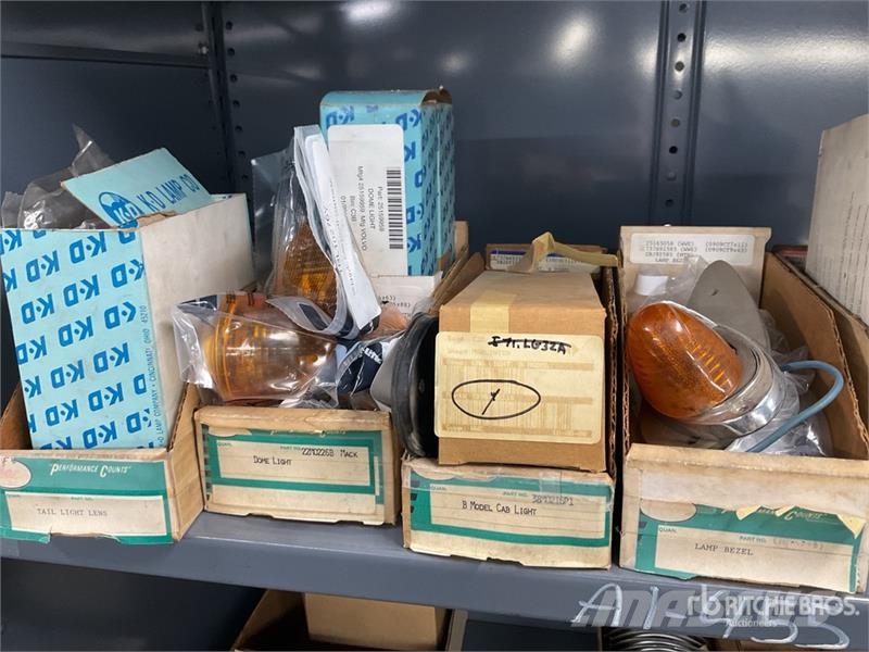  Quantity of Misc. Lights and Accessories Коммерческий транспорт - Другие