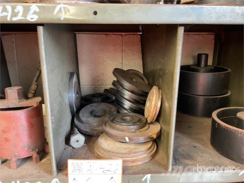 Quantity of Misc. Shop Items Other components