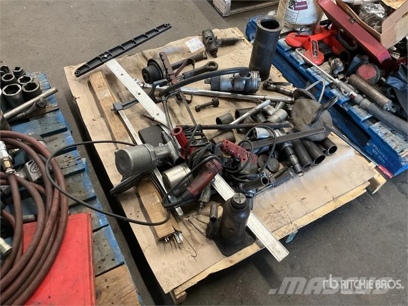  Quantity of Misc. Shop Tools Drugi deli
