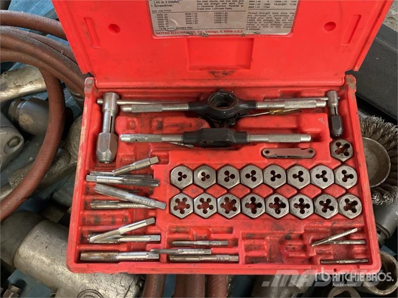 Quantity of Misc. Tools Drugi deli