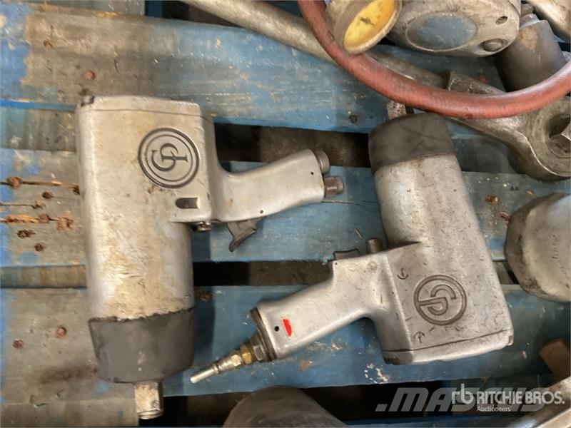 Quantity of Misc. Tools Drugi deli