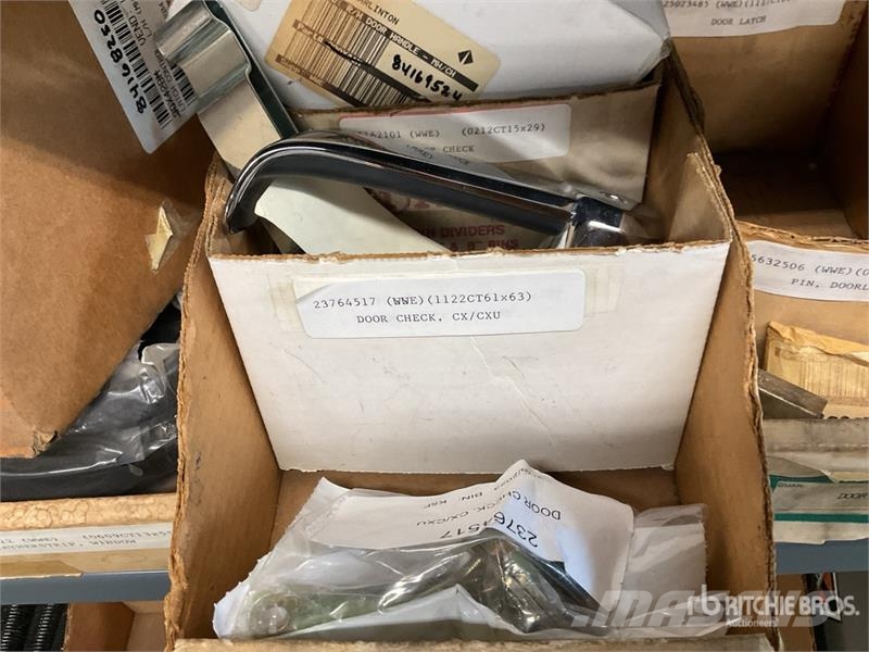 Quantity of Misc. Truck Parts Коммерческий транспорт - Другие