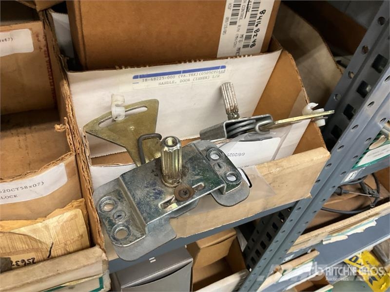Quantity of Misc. Truck Parts Коммерческий транспорт - Другие