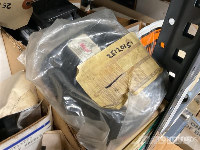 Quantity of Misc. Truck Parts Коммерческий транспорт - Другие