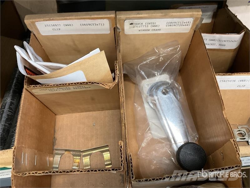 Quantity of Misc. Truck Parts Коммерческий транспорт - Другие