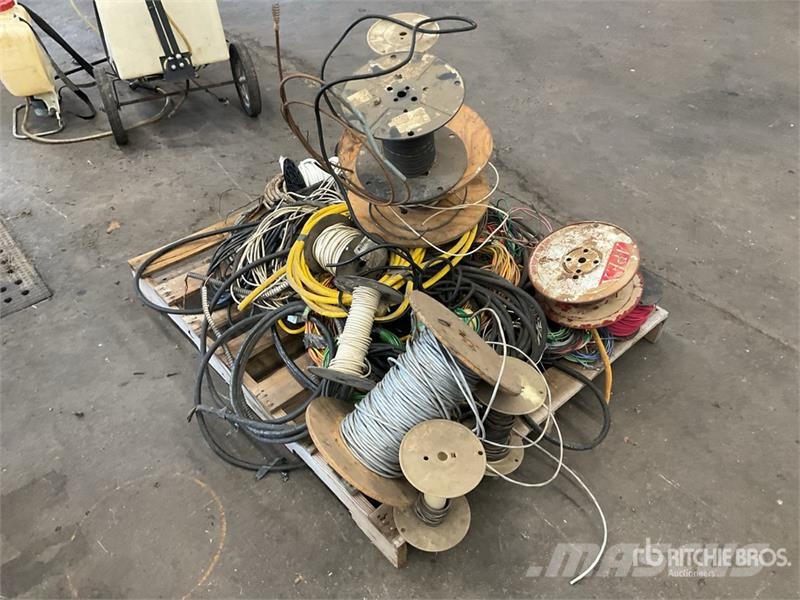  Quantity of Misc. Wire Drugi deli