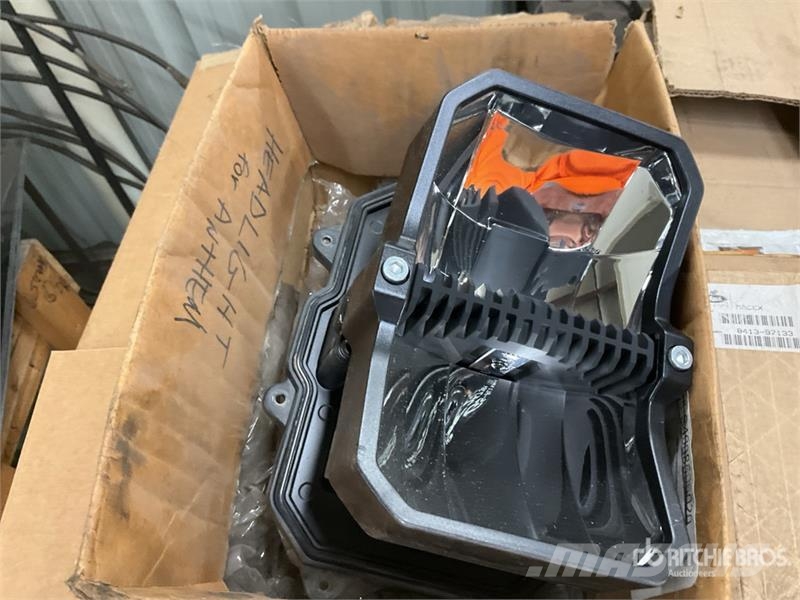 Quantity of New and Used Mack Anthem Truck Parts Ostale kargo komponente