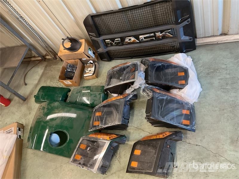 Quantity of New and Used Mack Anthem Truck Parts Ostale kargo komponente