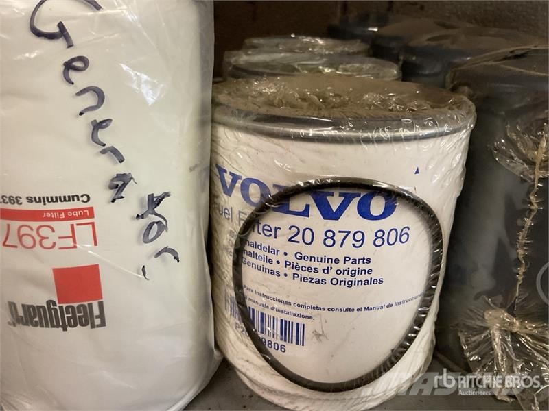 Quantity of Oil Filters and Coolant Filters 其他組件