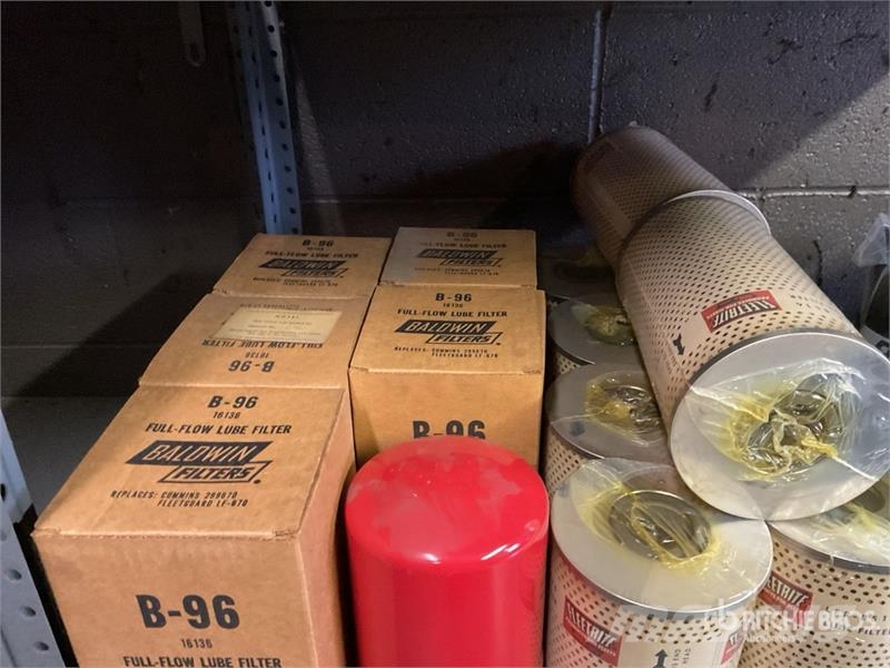 Quantity of Oil Filters and Coolant Filters 其他組件