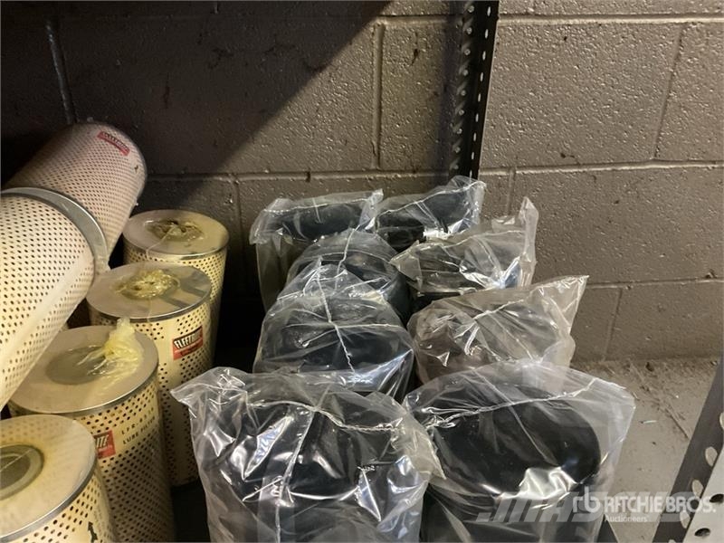 Quantity of Oil Filters and Coolant Filters 其他組件