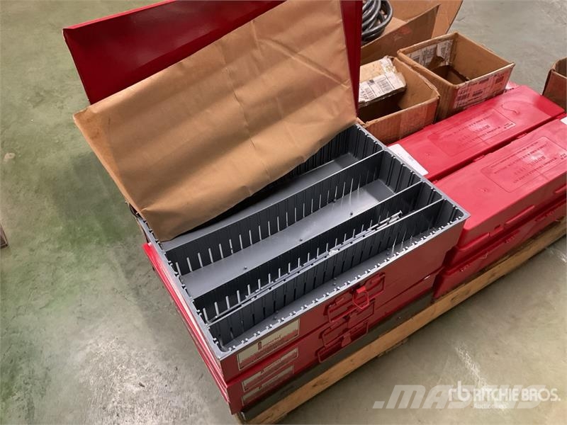 Quantity of Road Reflector Kits, Imperial Storage Drugi deli