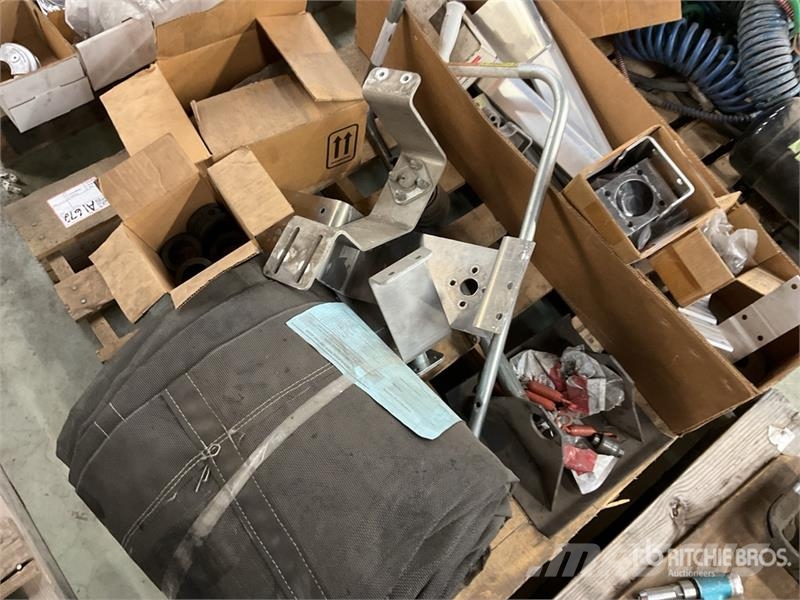  Quantity of Rollover Chip Trailer Parts Drugi deli