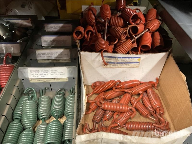 Quantity of S Cams w/Misc. Brake Parts Transport - Altele