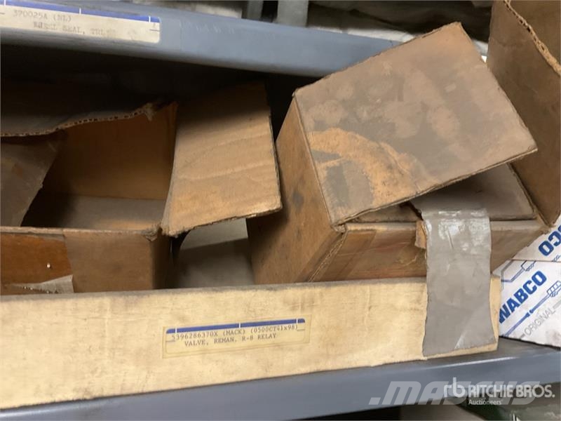  Quantity of S-Cams, Wheel Spacers & Brake Componen مكونات أخرى