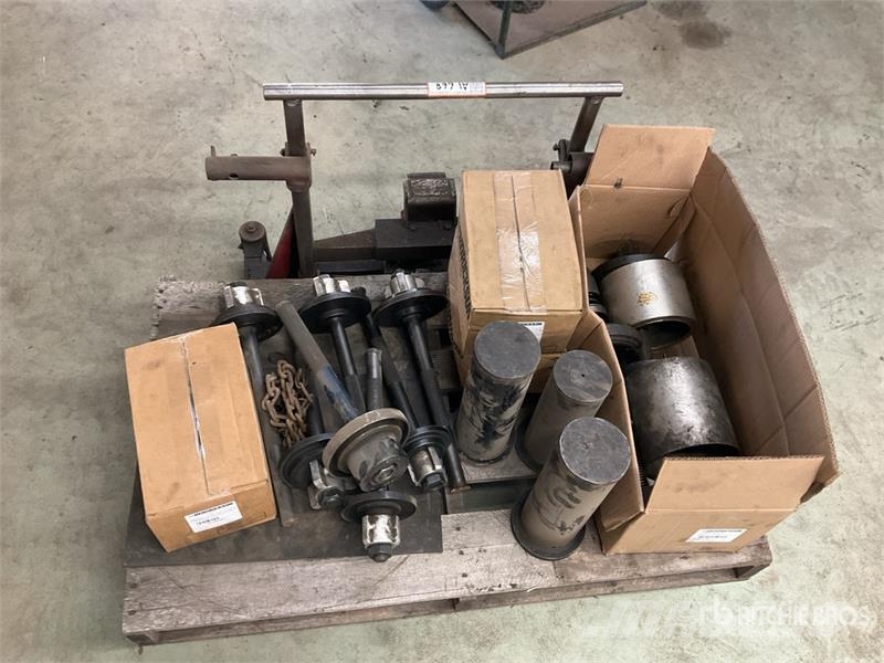  Quantity of Seal Drivers and Wheel Dolly مكونات أخرى