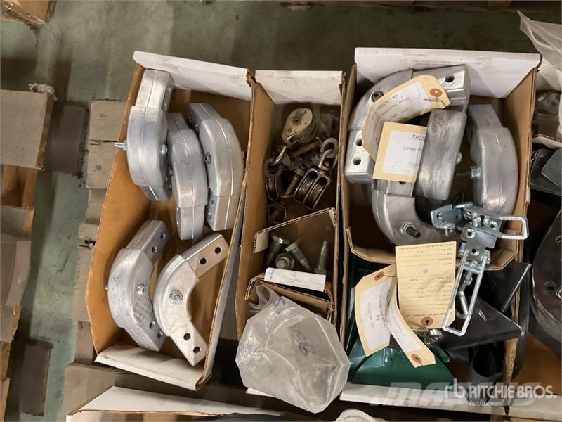 Quantity of Shurco Curtain Side Trailer Parts Drugi deli