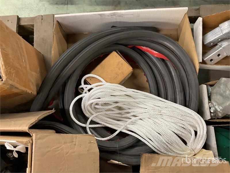 Quantity of Shurco Curtain Side Trailer Parts Drugi deli
