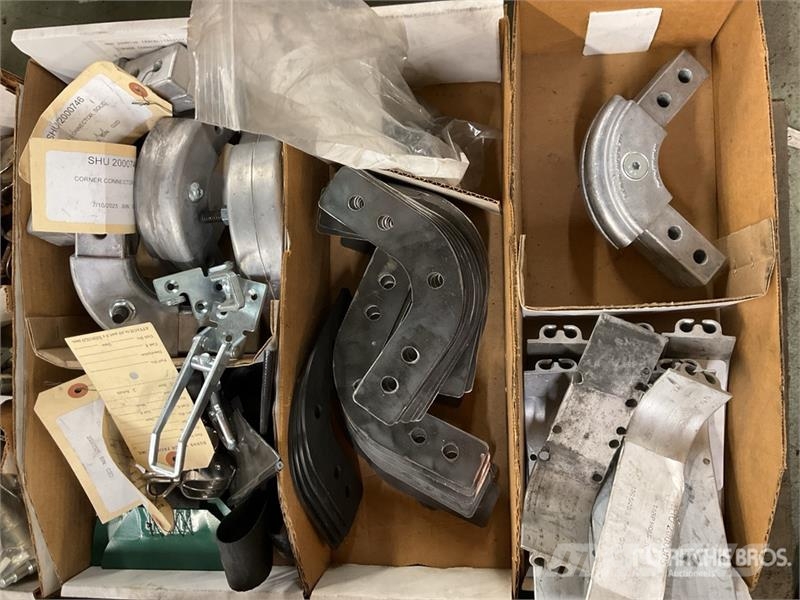Quantity of Shurco Curtain Side Trailer Parts Drugi deli