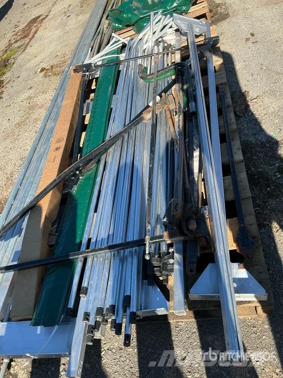  Quantity of Shurco Curtain Side Trailers Misc. Par Drugi deli