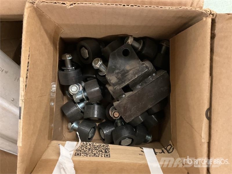 Quantity of Shurco Curtain Side Trailer Parts Drugi deli