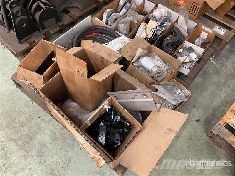 Quantity of Shurco Curtain Side Trailer Parts Drugi deli