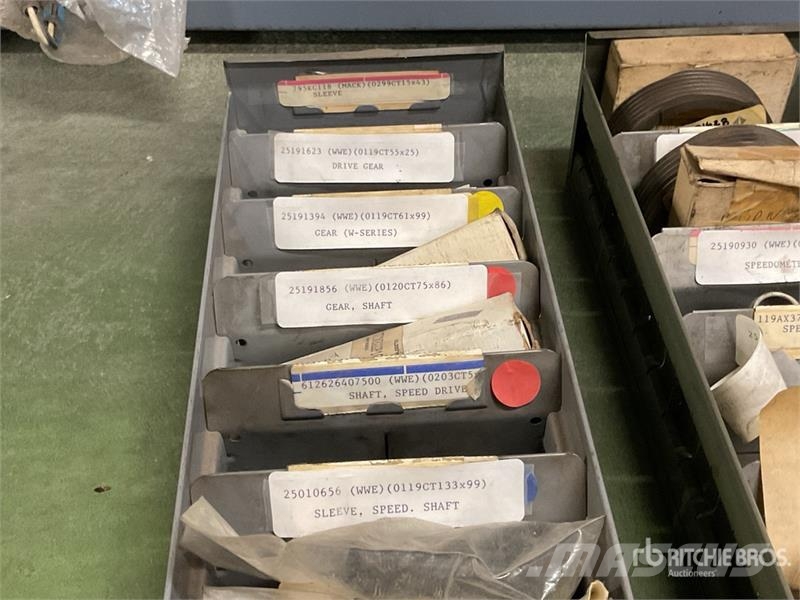 Quantity of Speedometer and Cable Assemblies, Misc Коммерческий транспорт - Другие