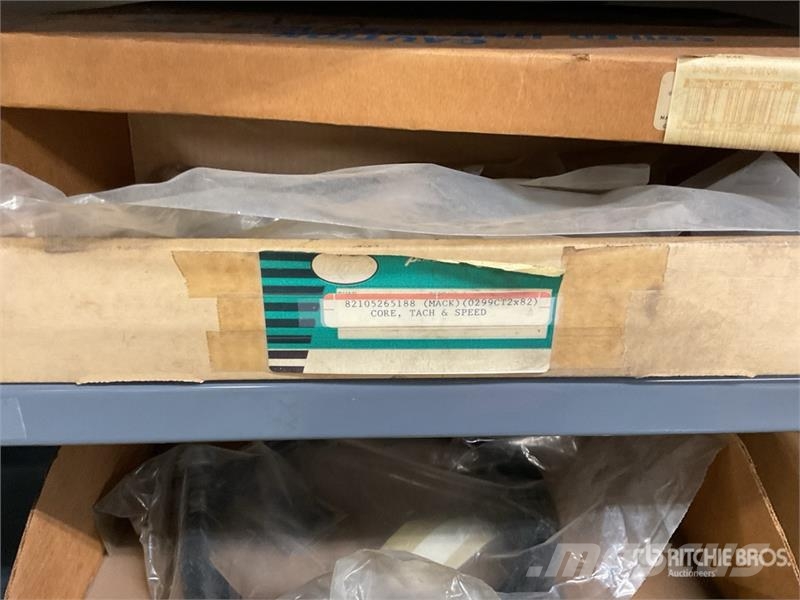 Quantity of Speedometer and Cable Assemblies, Misc Коммерческий транспорт - Другие
