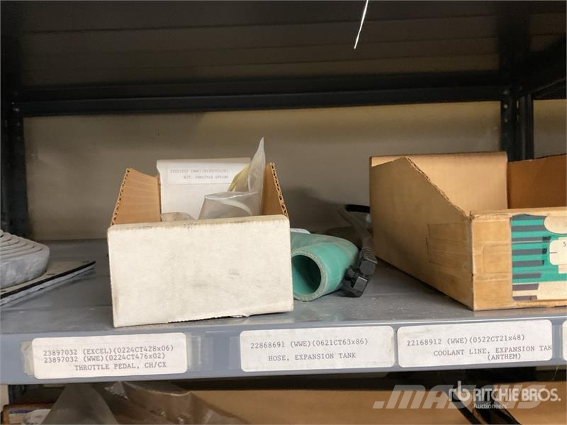 Quantity of Speedometer and Cable Assemblies, Misc Коммерческий транспорт - Другие